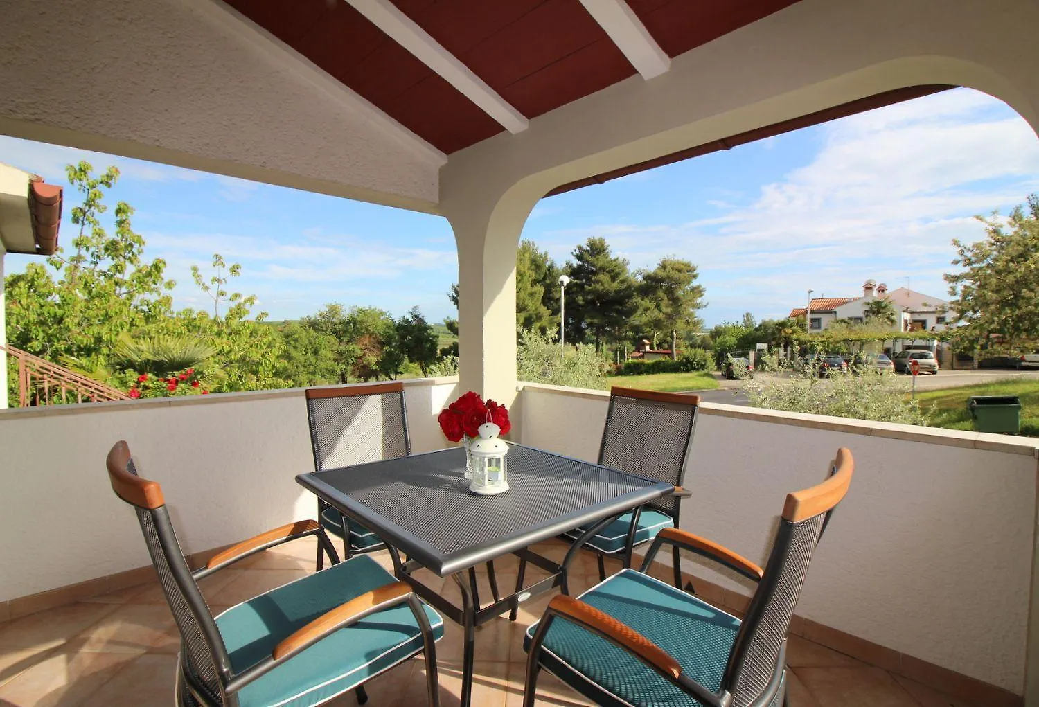 Charmantes Apartment Mit Privatem Balkon, Privatparkplatz, Wifi Und Nur 700 Meter Zum Strand Porec Croatia